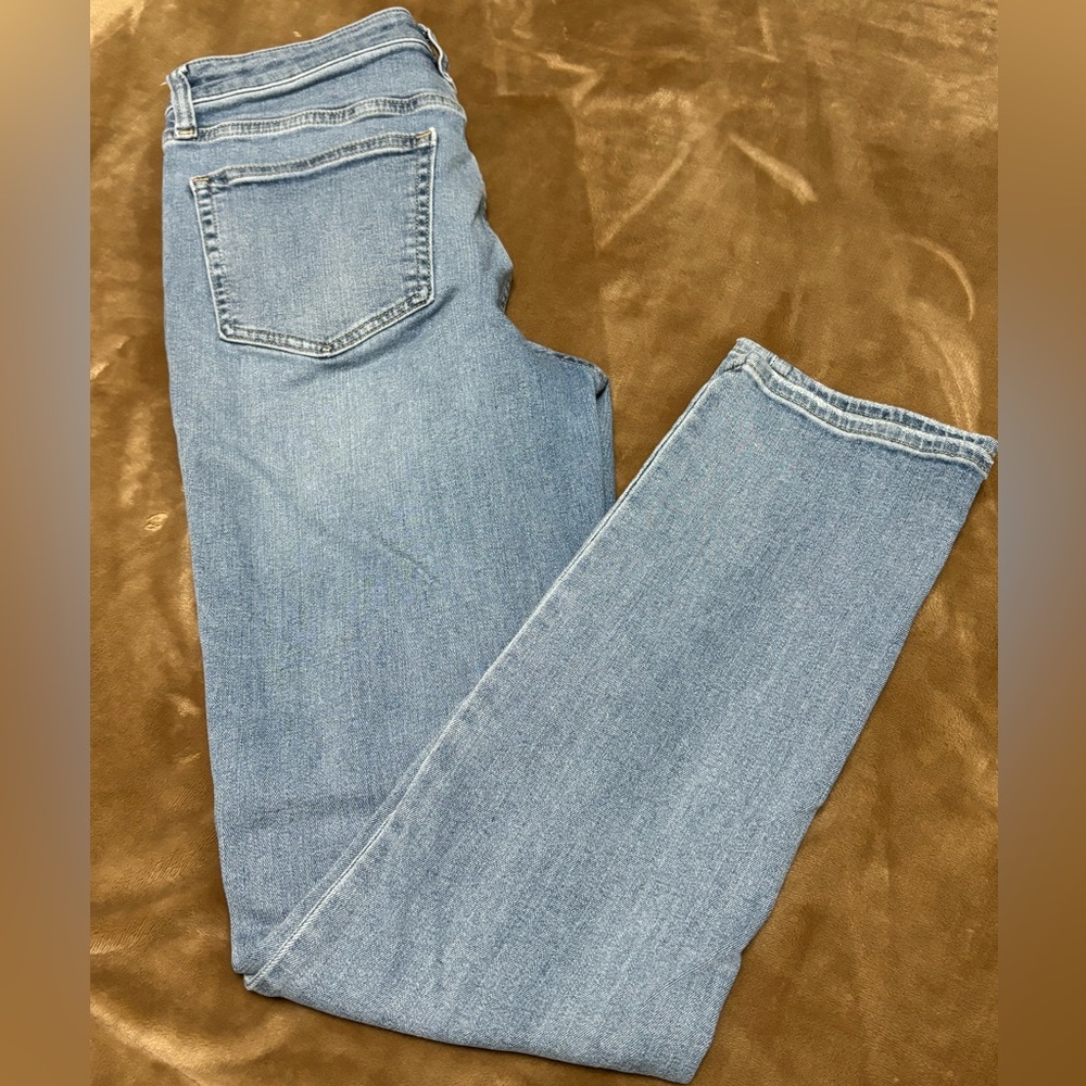 Gap Classic Straight High Rise Jeans